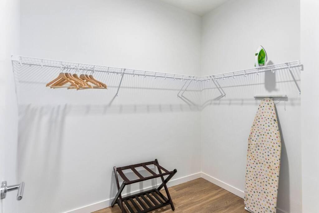 Airy And Open Corner Loft - 92 Walkscore Redmond Exterior foto